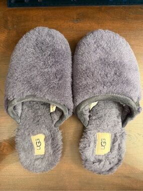 UGG Gray Fuzzy Slide Slippers